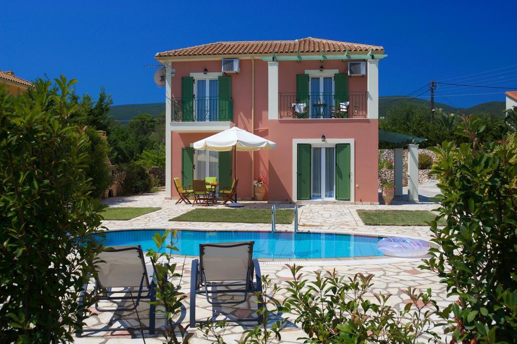 Iliachtides Villas Каравомилос Стая снимка